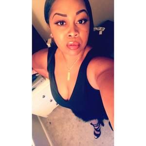 Meet your Posher, Noelle